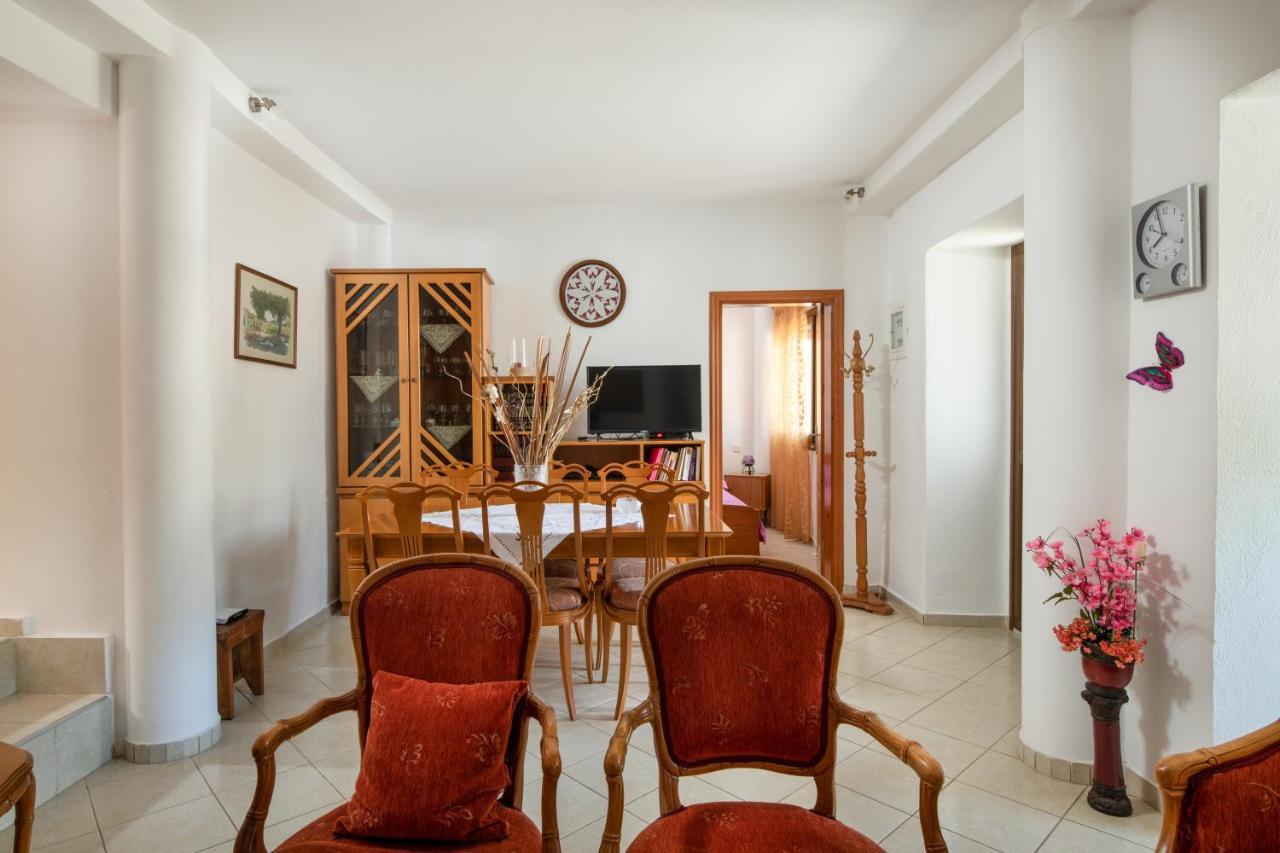 Thodoros Apartment Szikiá Kültér fotó